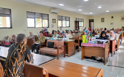 Ngobrol Bareng Guru dan Staf, SMP Negeri 6 Surakarta Siap Berikan yang Terbaik